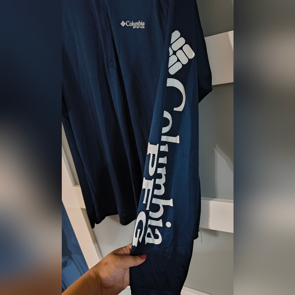 Columbia Navy Long Sleeve Pullover - Picture 3 of 5